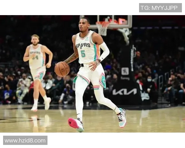 德章泰穆雷如何在NBA赛场上展现出色的领导力与个人魅力